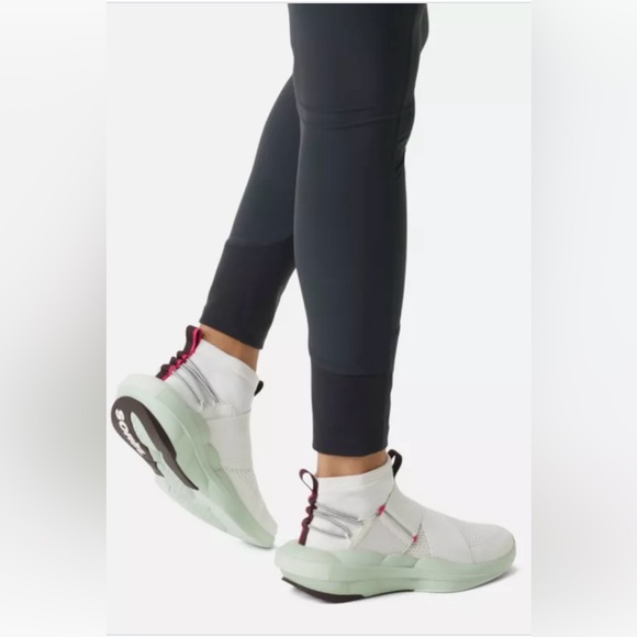 Sorel Explorer Defy Mid Sneaker Sea Salt/Sprite 8 - Picture 1 of 10